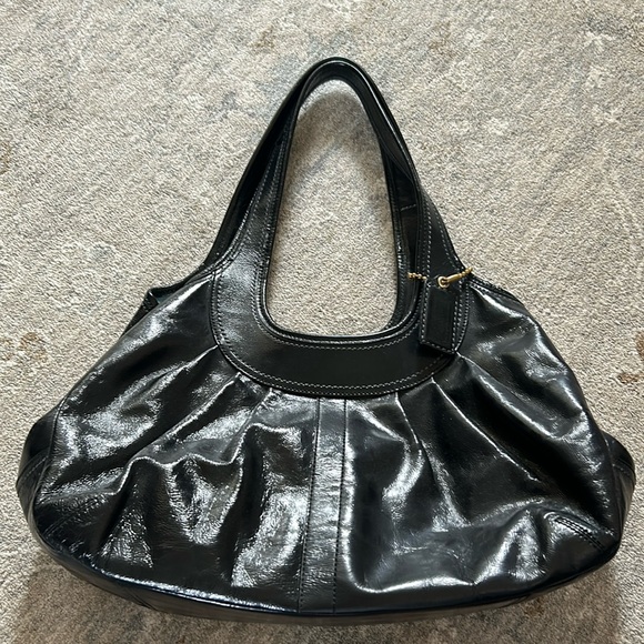 Vintage Coach purse w/dust Black patent leather w/light blue